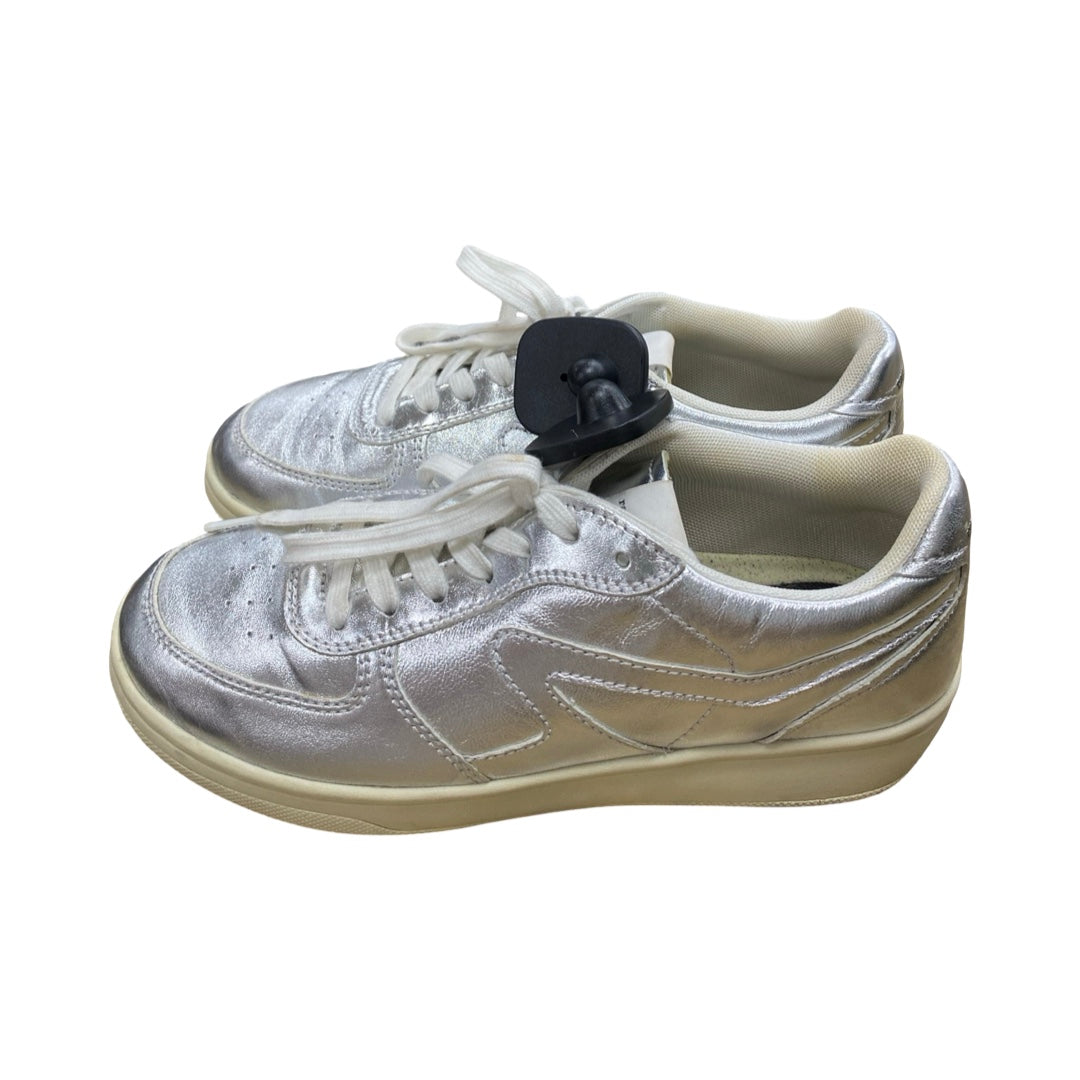 Shoes Sneakers By Rag And Bone In Silver, Size:8.5