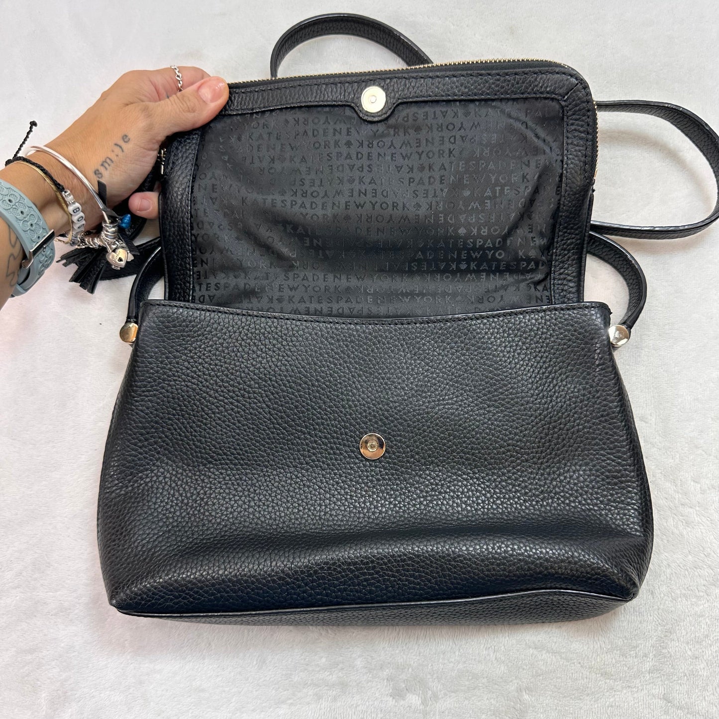 Crossbody Designer By Kate Spade, Size: Medium