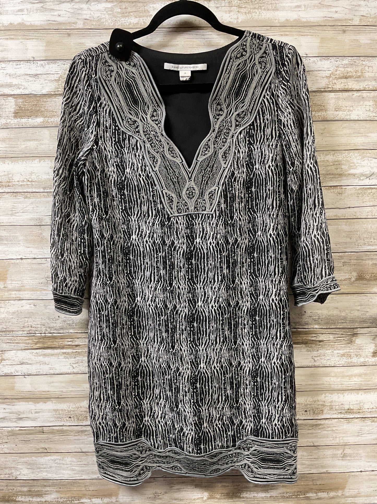 Dress Designer By Diane Von Furstenberg In Black & Grey, Size:4