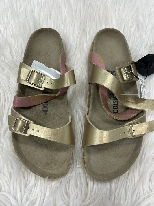 Sandals Flats By Birkenstock In Bronze, Size:11