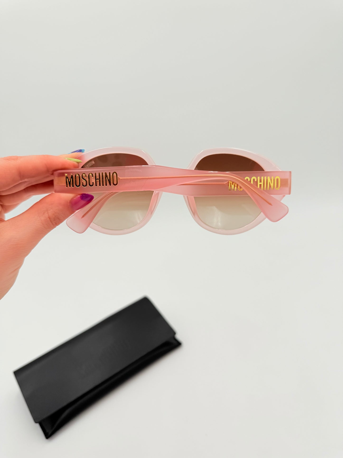 Sunglasses Luxury Designer By Moschino In Pink