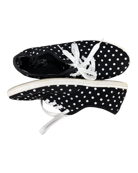 Shoes Sneakers By City Streets In Black & White, Size:9