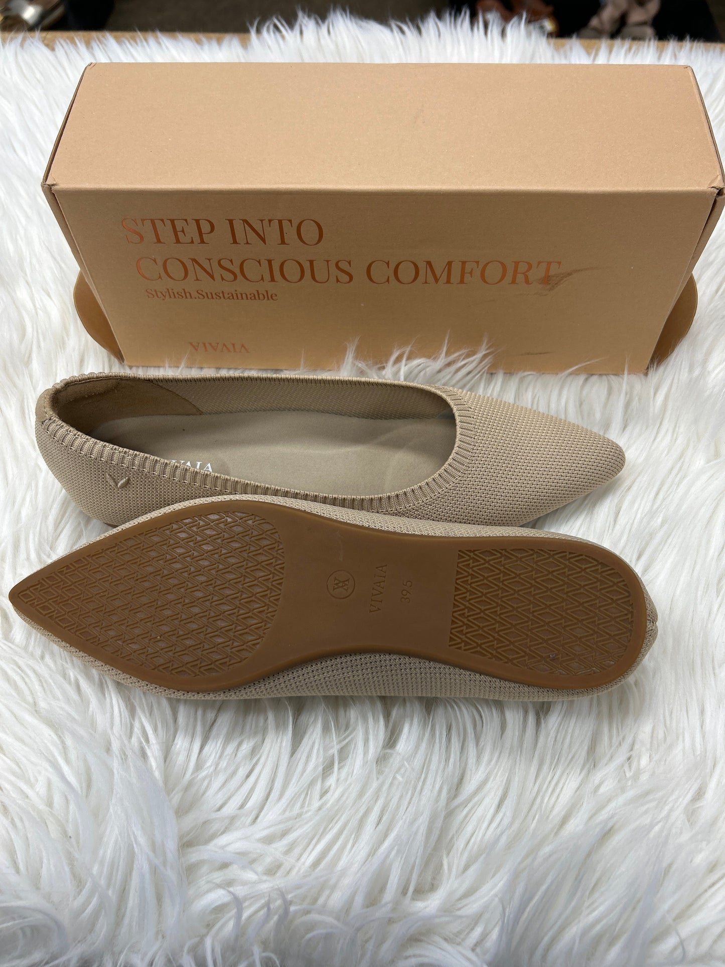 Shoes Flats By Vivaia In Tan, Size:8.5 NEW