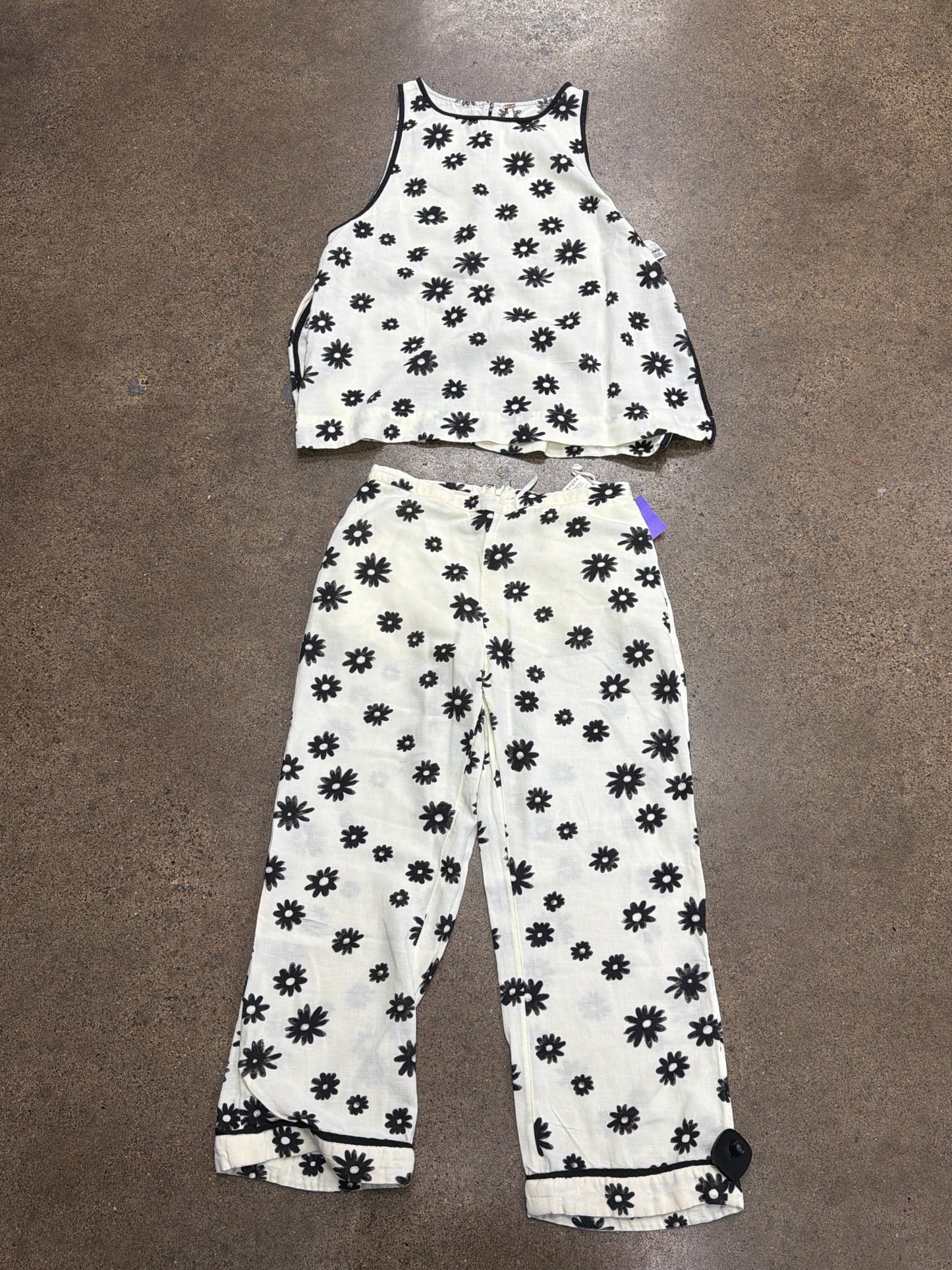 Pants Set 2Pc By Free People In Black & Cream, Size:8