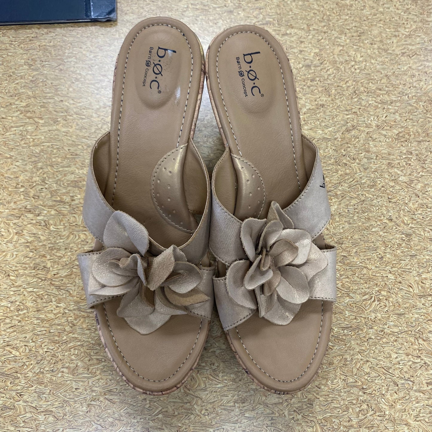 Sandals Heels Wedge By Boc In Tan, Size:11