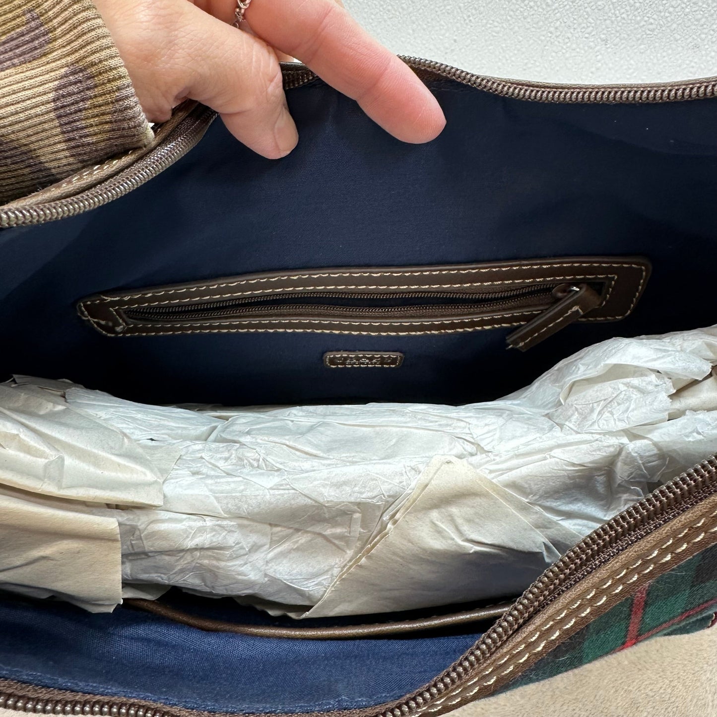 Handbag By Chaps, Size: Medium