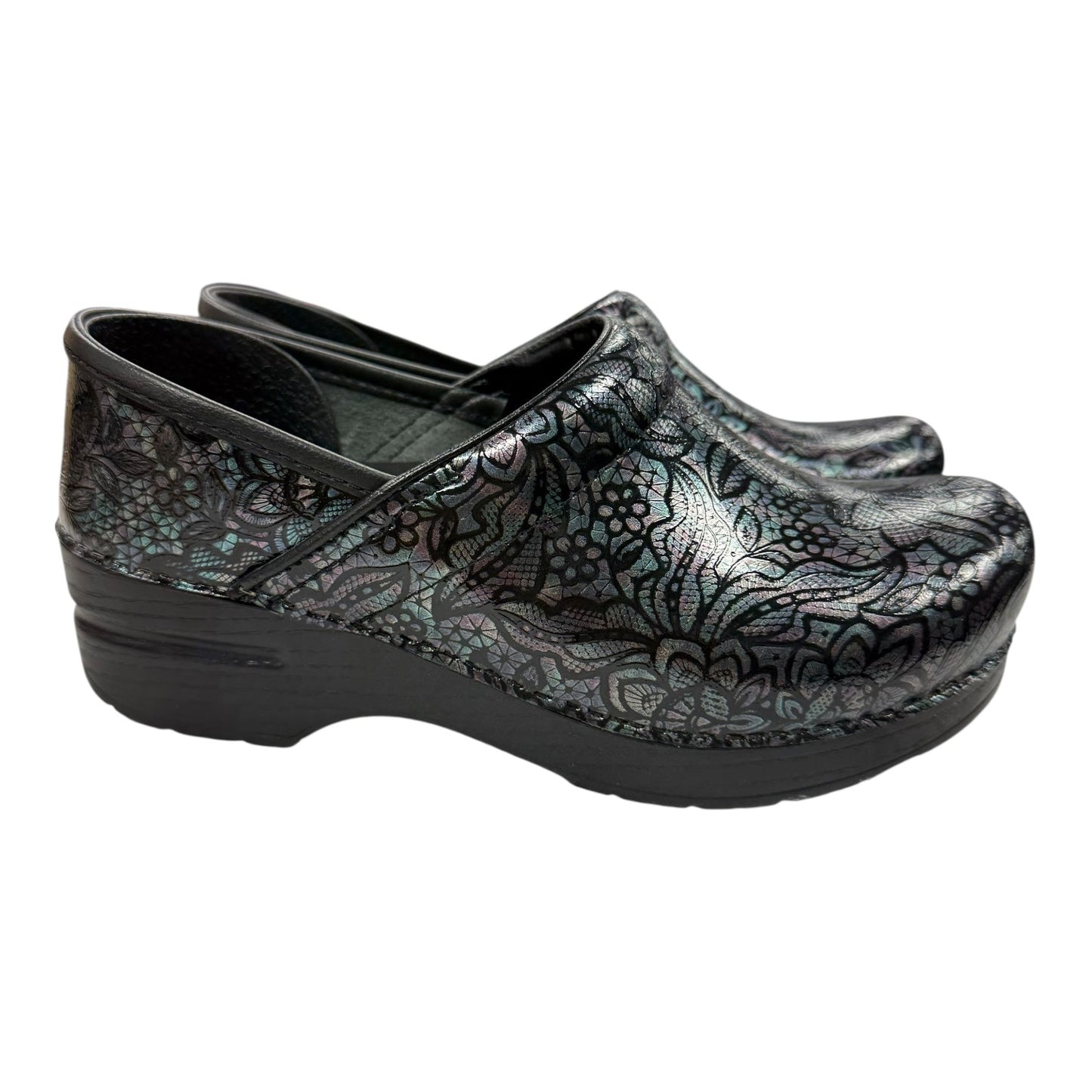 Shoes Flats By Dansko In Black, Size:6.5