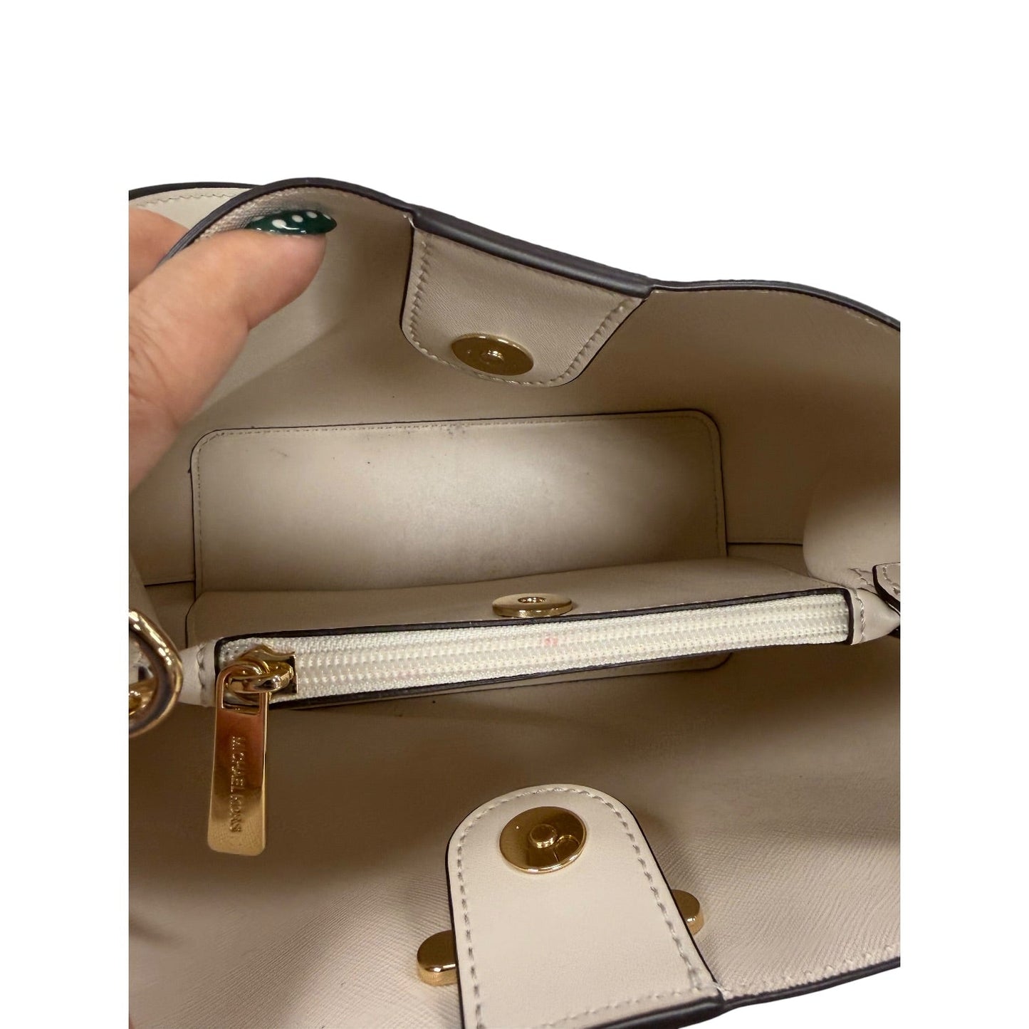 Handbag Designer By Michael Kors In Cream, Size:Medium