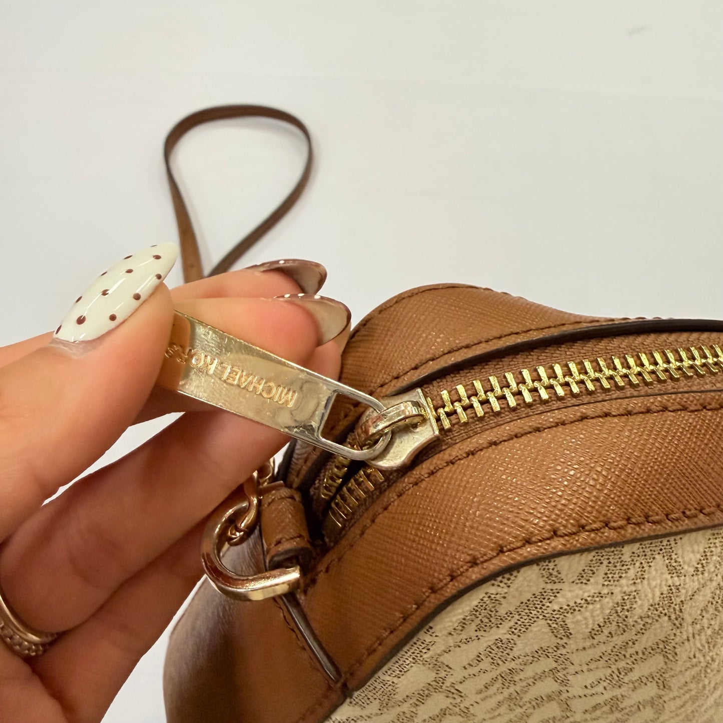 Crossbody Designer By Michael By Michael Kors, Size: Small