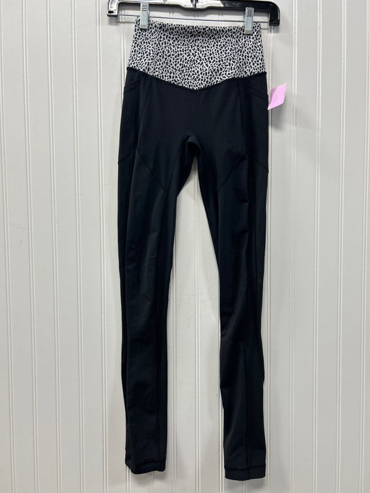 Athletic Leggings By Lululemon In Black, Size:2