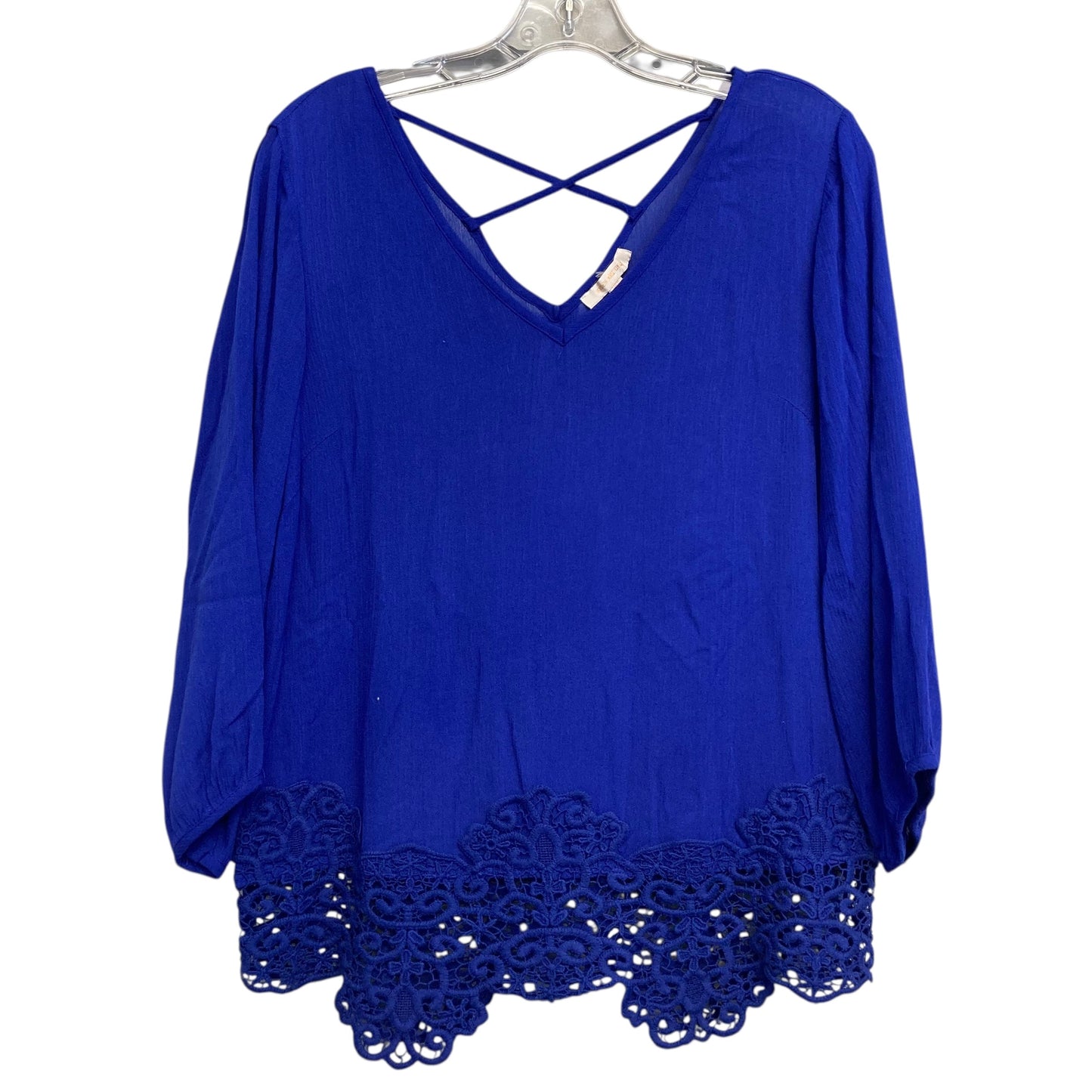 Top 3/4 Sleeve By Skies Are Blue In Blue, Size:M