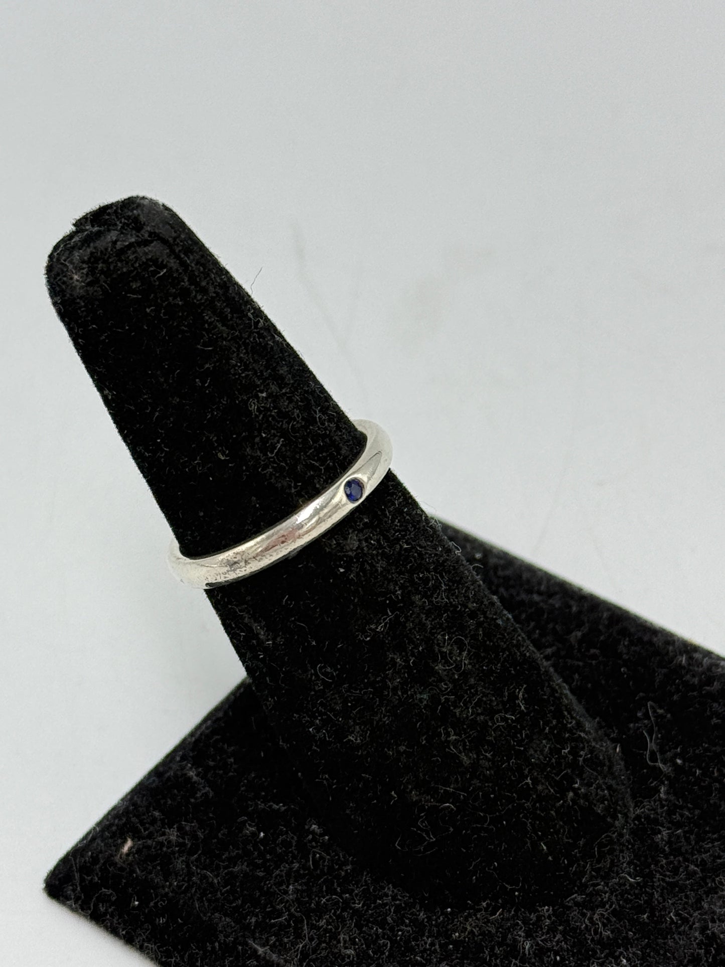 Tiffany & Company Elsa Peretti Sapphire Stacking Band Luxury Ring, Size: 7