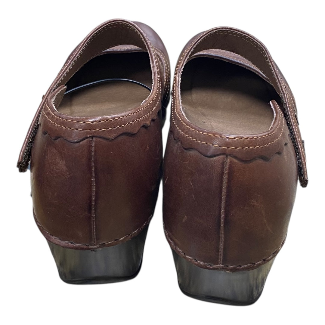 Shoes Heels Block By Dansko In Brown, Size:8.5