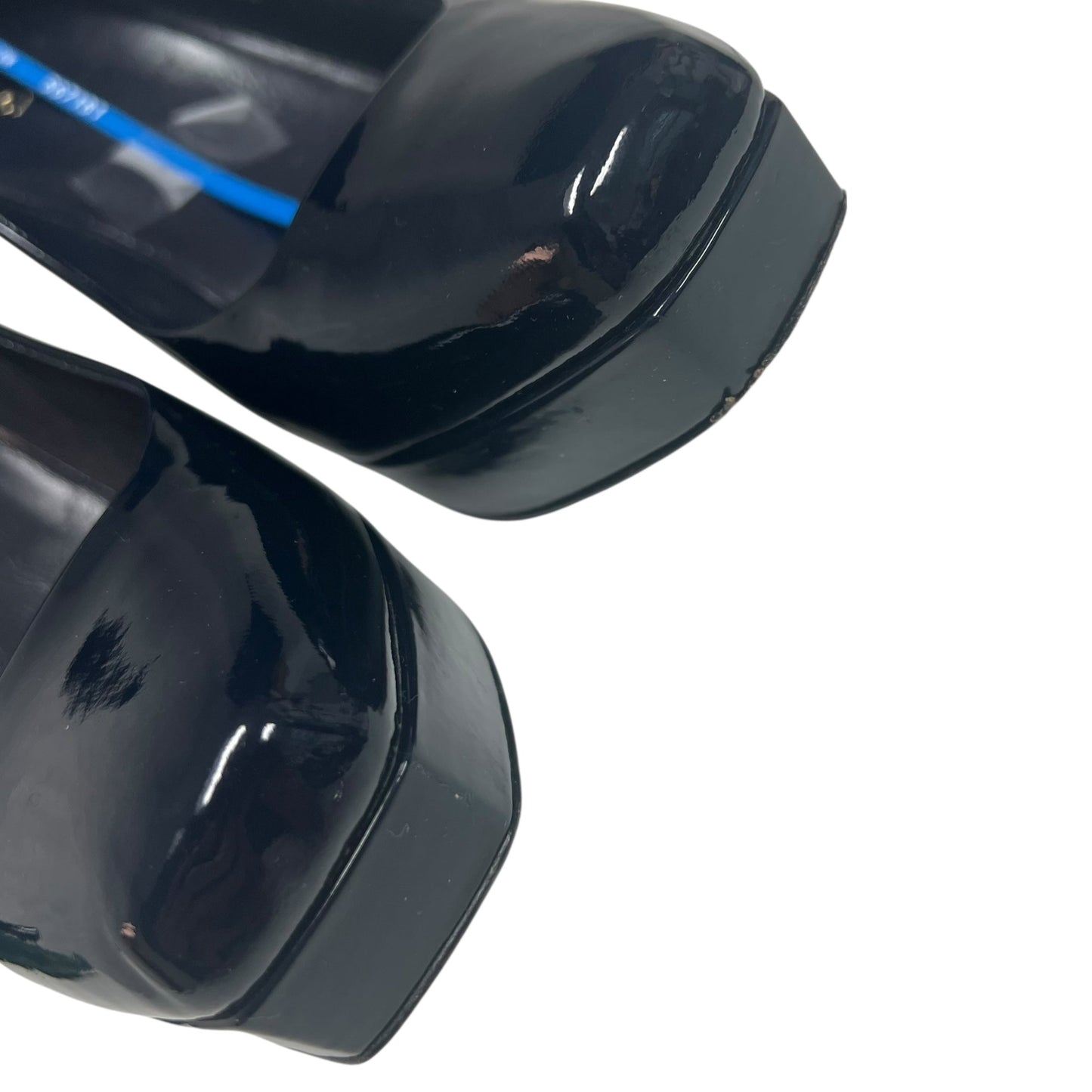 Shoes Luxury Designer By Gucci In Black, Size: 6.5