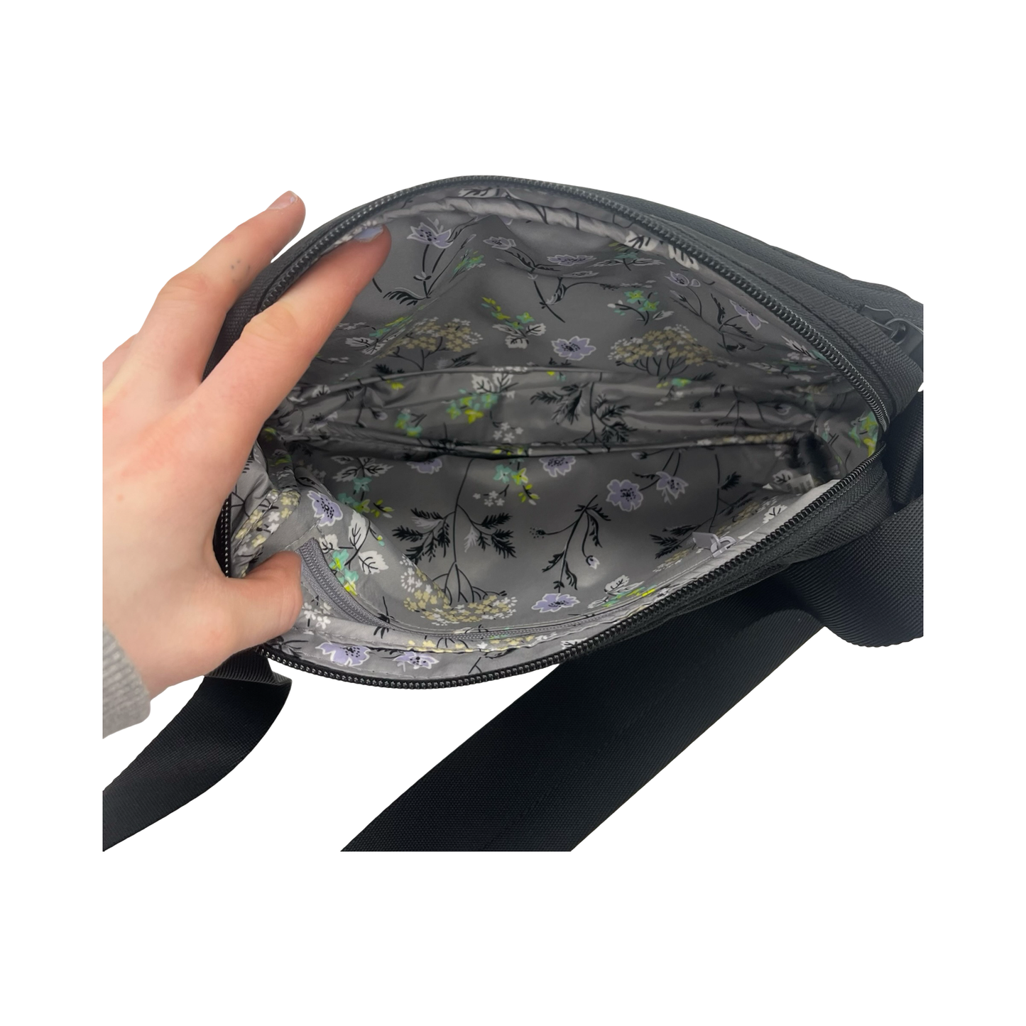 Crossbody By Vera Bradley In Black, Size:Medium