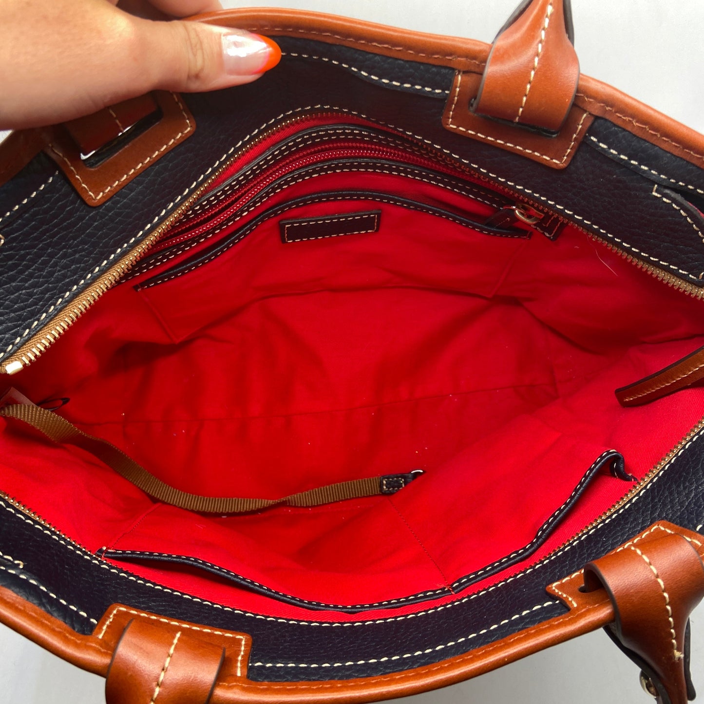 Handbag Designer By Dooney And Bourke, Size: Medium