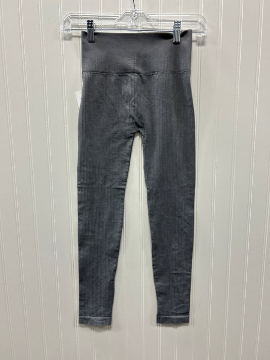 Athletic Leggings By Clothes Mentor In Grey, Size:M