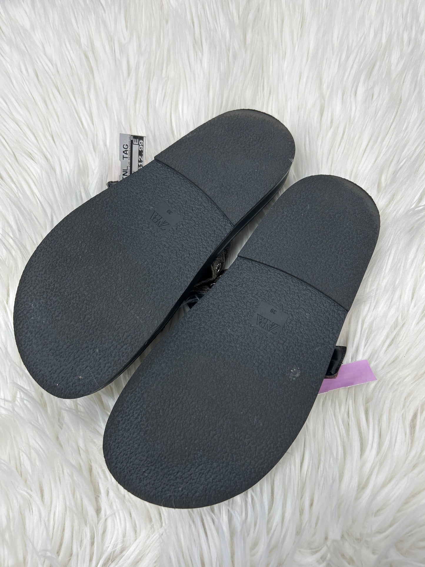 Sandals Flats By Zara In Black, Size:9