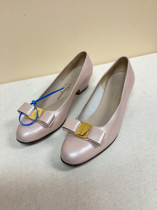 Shoes Luxury Designer By Ferragamo In Pink, Size:8