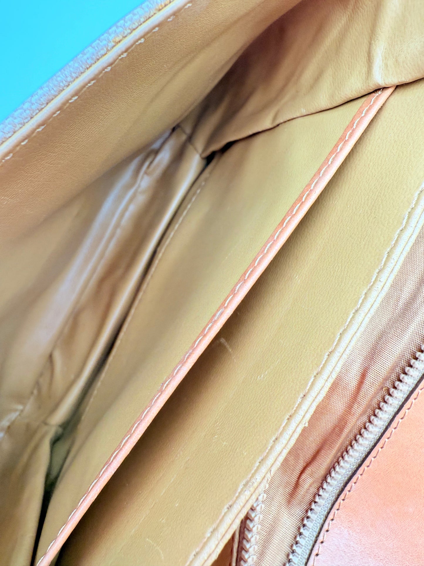 Crossbody Luxury Designer By Celine, Size: Medium