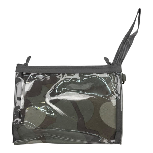 Wristlet By Thirty One In Camouflage Print, Size:Medium