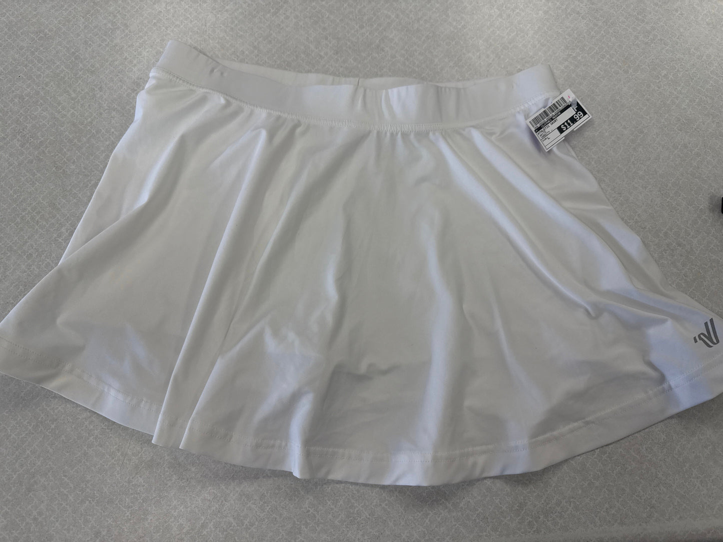 Athletic Skort By Clothes Mentor In White, Size: L