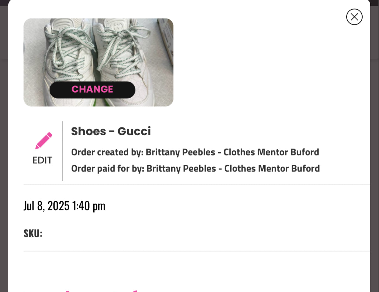 Shoes Luxury Designer By Gucci In Green & White, Size: 8