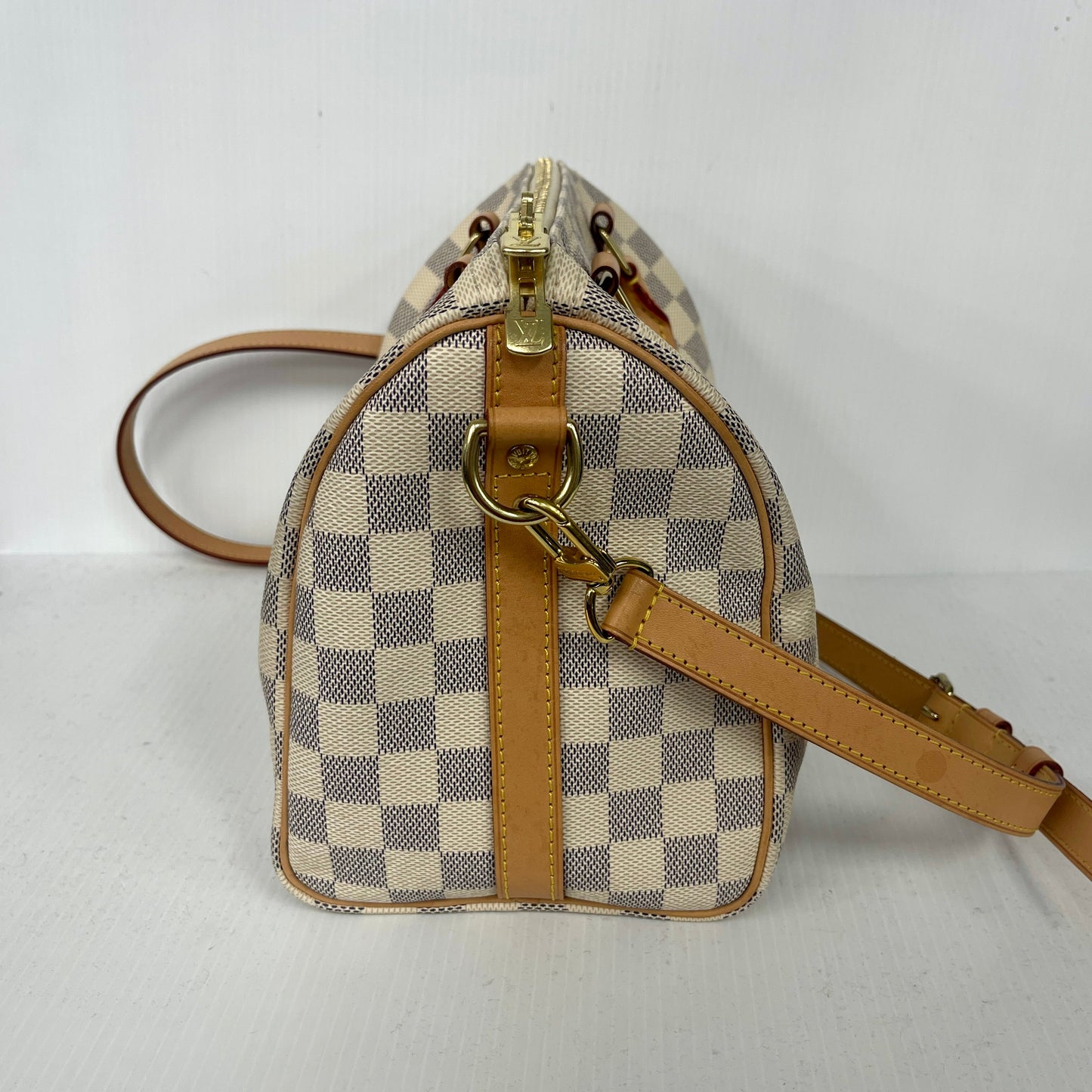 Speedy Bandoulière 25 
By Louis Vuitton, Size: Small