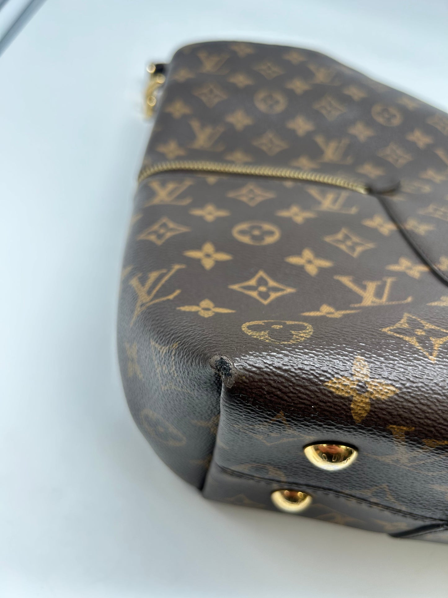 Handbag Luxury Designer By Louis Vuitton, Size: Large