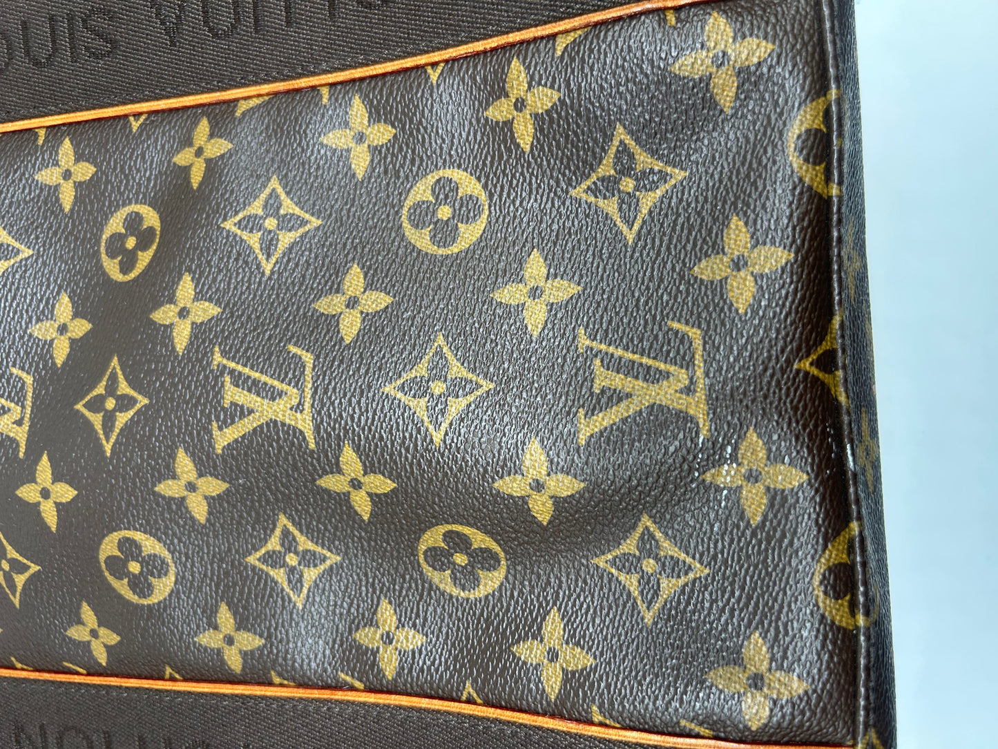 Handbag Luxury Designer By Louis Vuitton, Size: Large