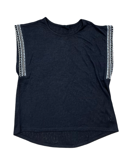 Top Sleeveless By Bobeau In Black, Size:M