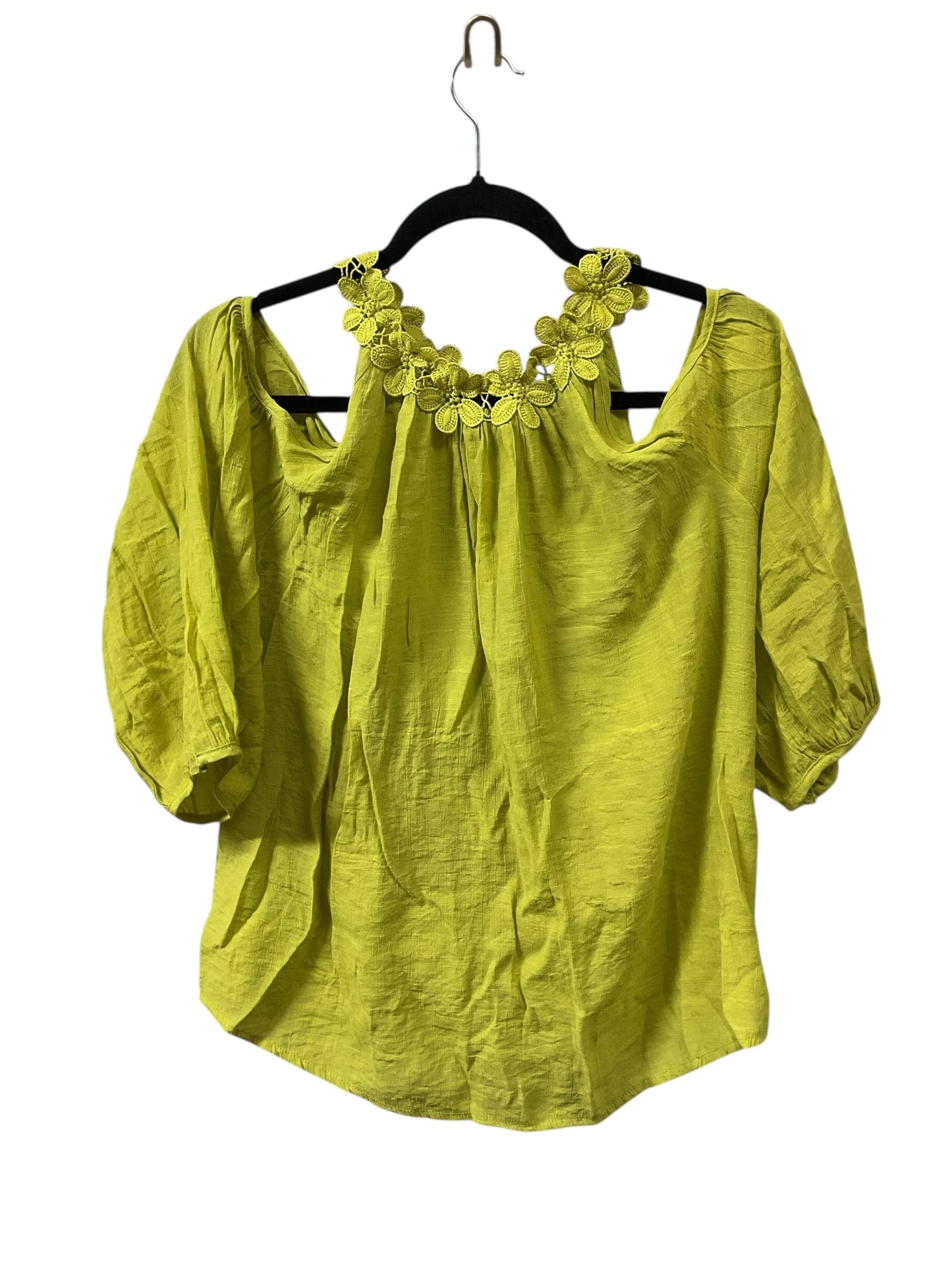 Top 3/4 Sleeve By Cato In Green, Size:L