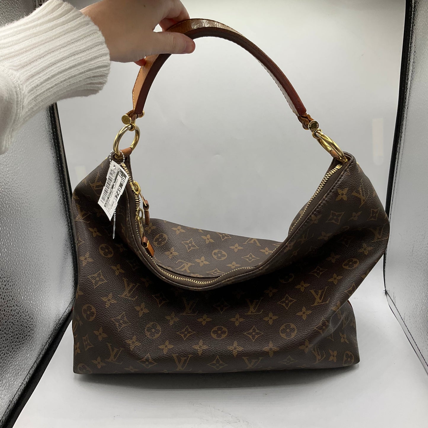 Handbag Luxury Designer By Louis Vuitton, Size: Large