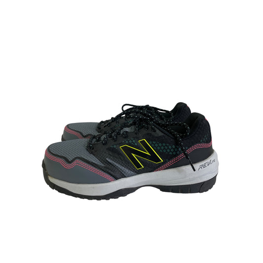 Shoes Sneakers By New Balance In Black & Pink, Size:8