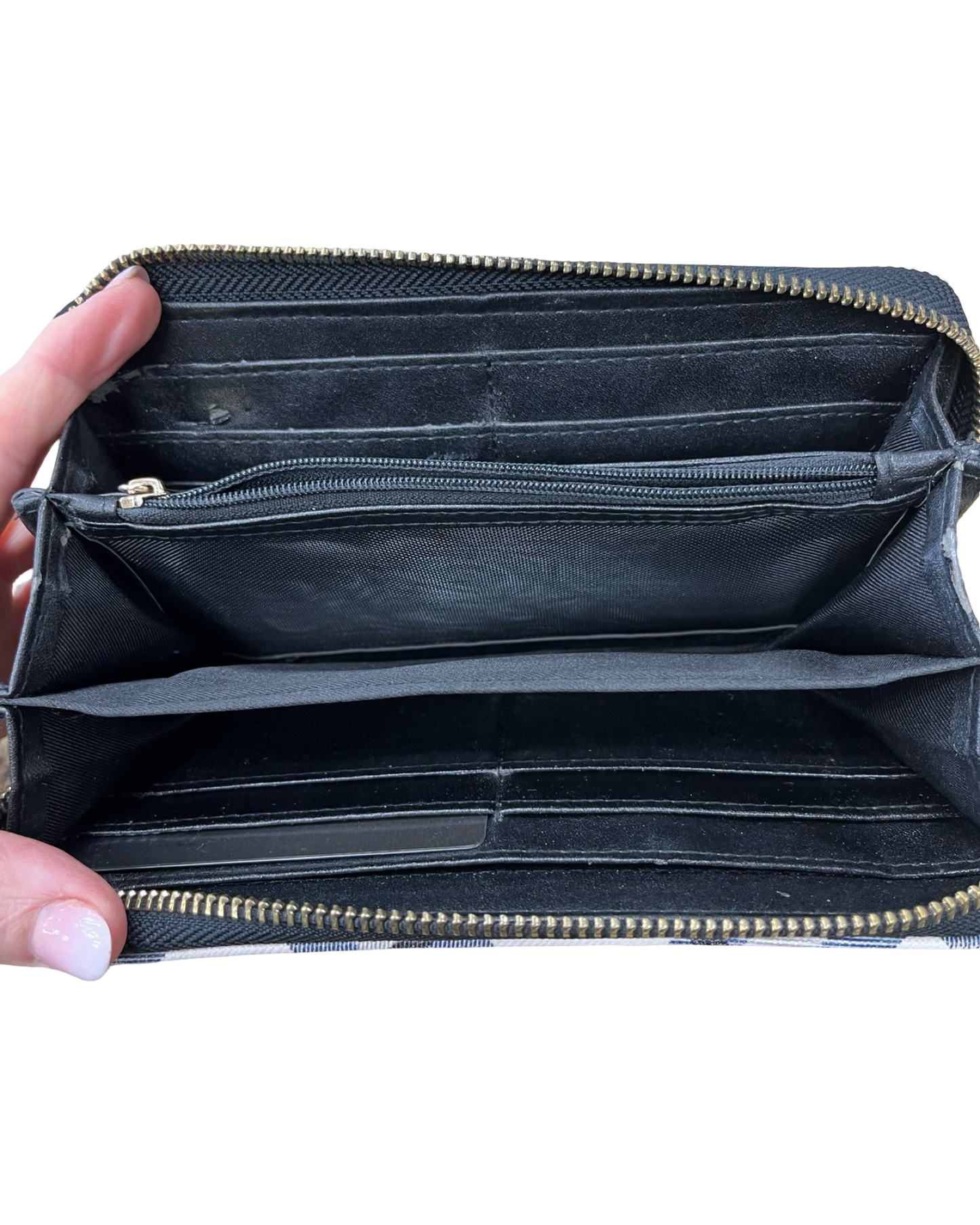Wallet By Clothes Mentor In Cream & Grey, Size:Medium