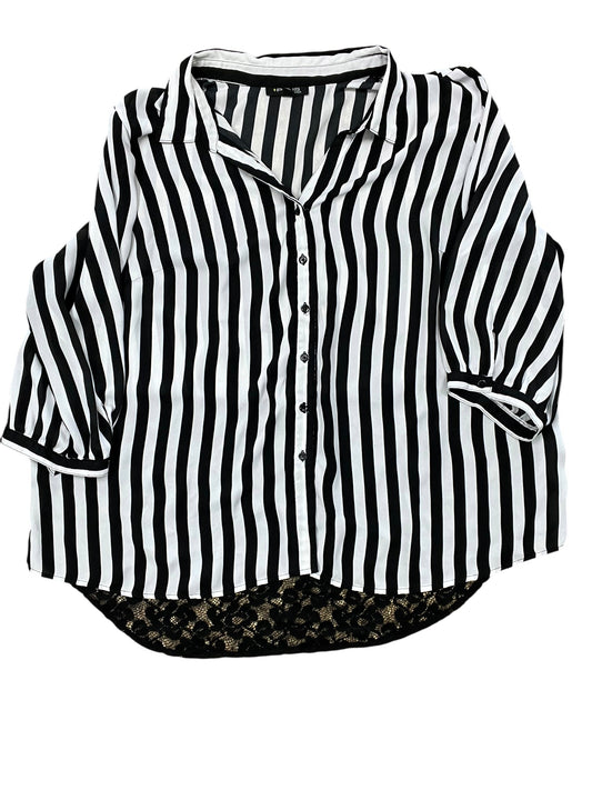 Top Ss By Clothes Mentor In Black & White, Size:4X
