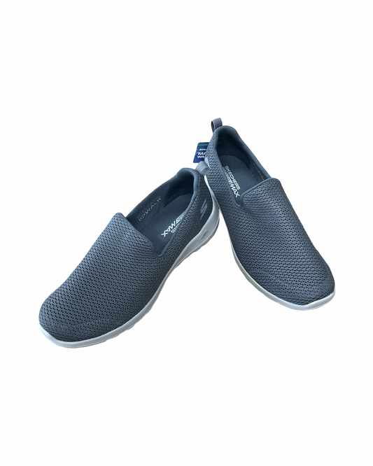 Shoes Sneakers By Skechers In Grey, Size:9