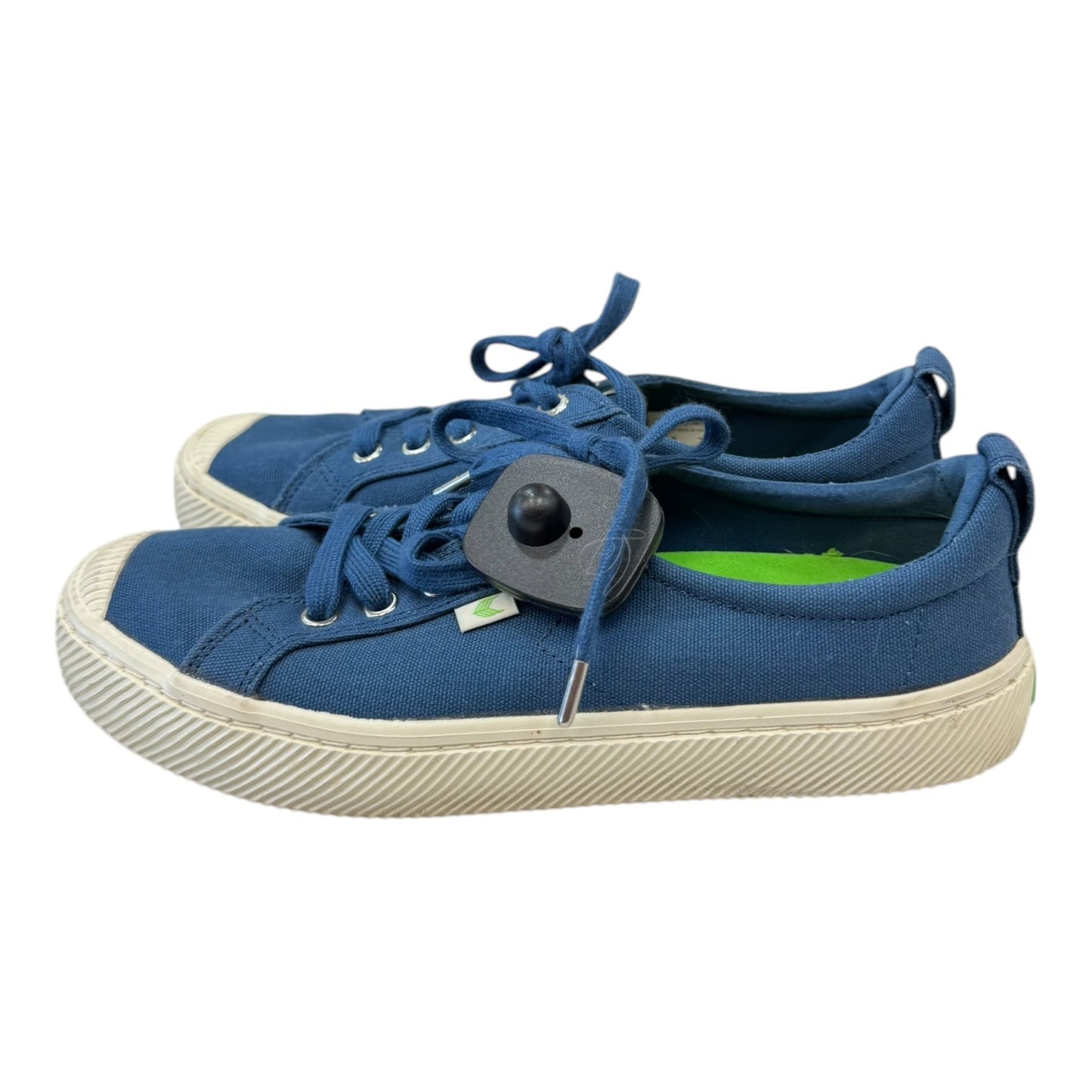 Shoes Sneakers By Cariuma In Blue, Size:8.5