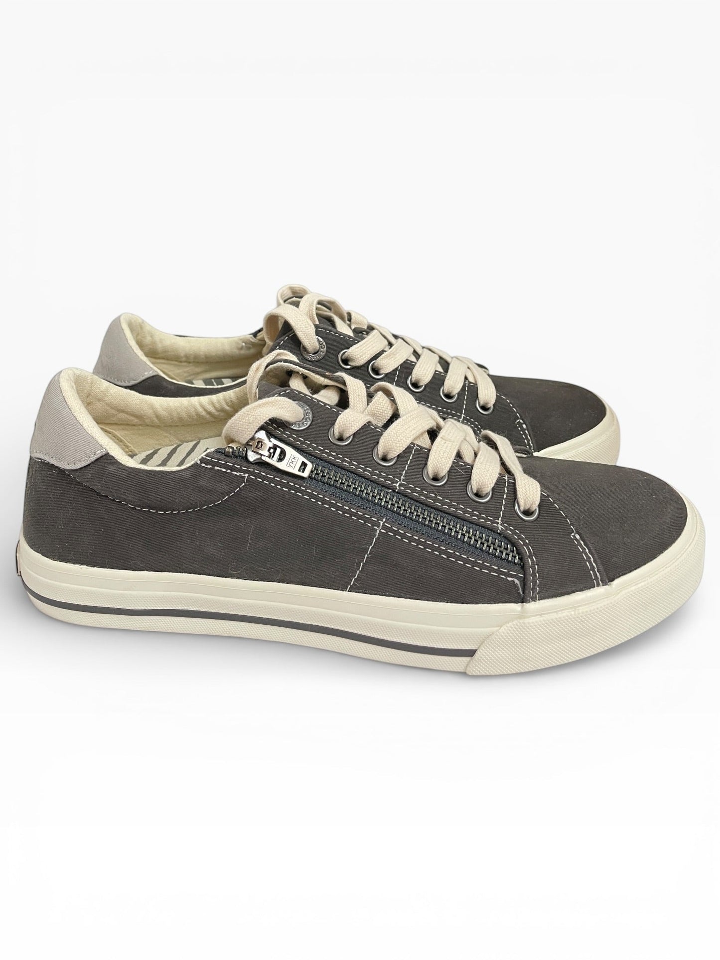 Shoes Sneakers By Taos In Taupe, Size:9.5