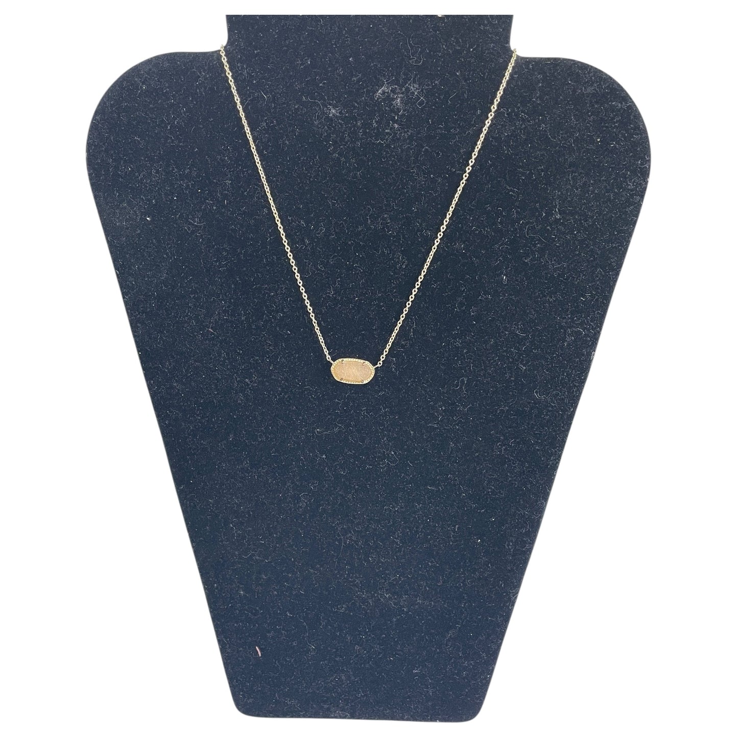NECKLACE PENDANT by KENDRA SCOTT In GOLD