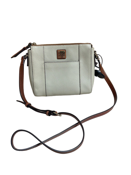 Crossbody Designer By Dooney And Bourke In Cream, Size:Medium