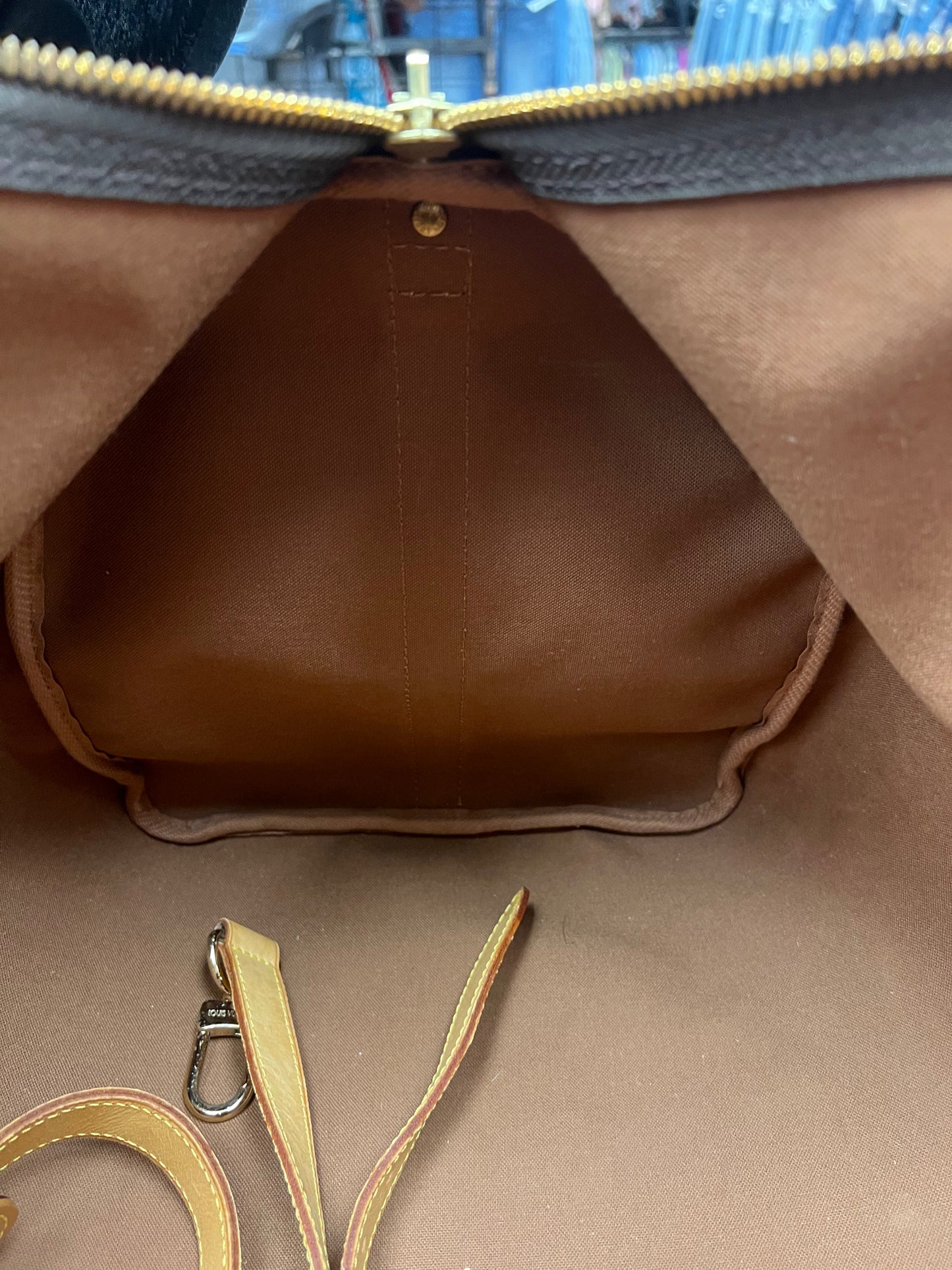 DUFFLE AND WEEKENDER LUXURY DESIGNER by LOUIS VUITTON In BROWN, Size: LARGE