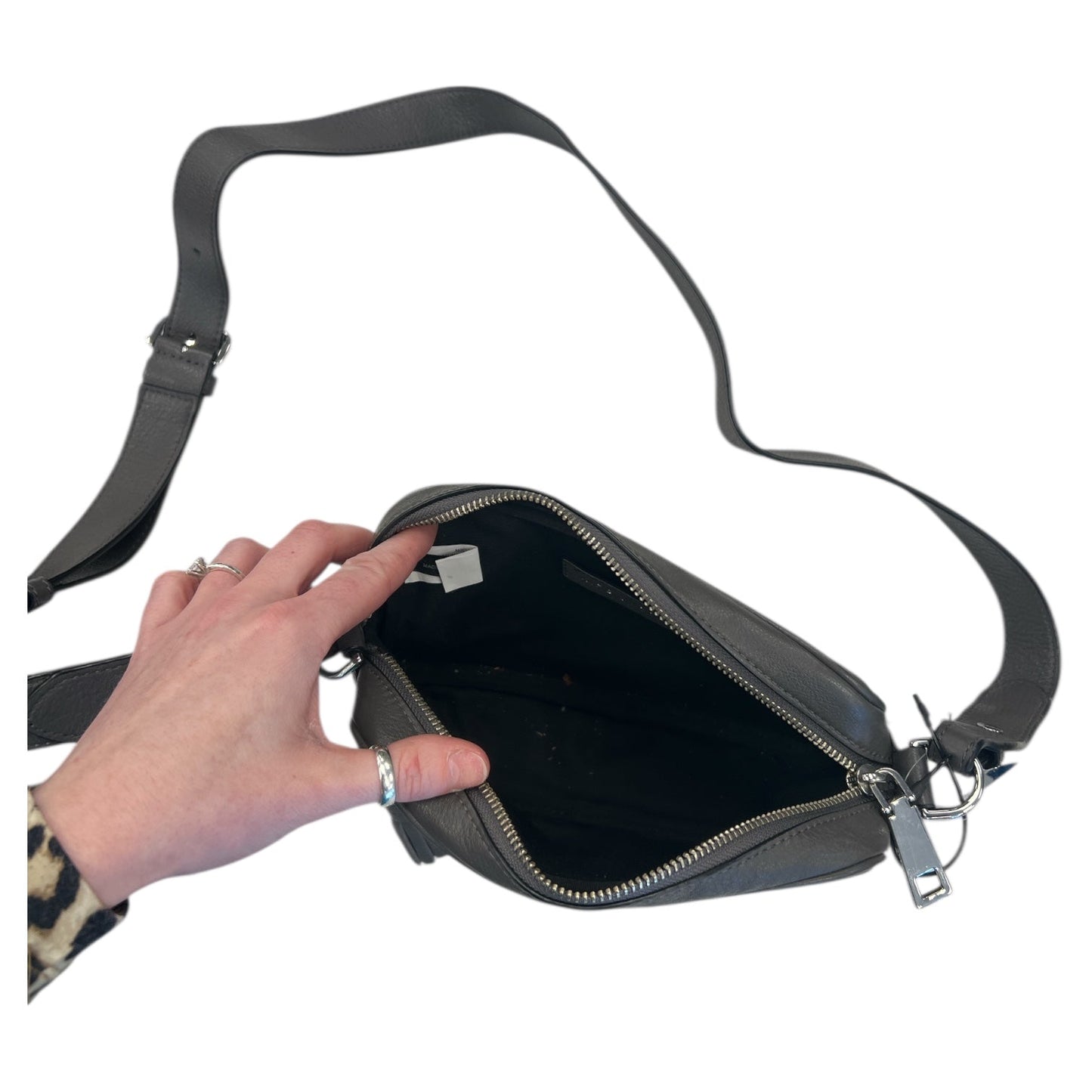 Crossbody Luxury Designer By Marc Jacobs In Grey, Size:Small