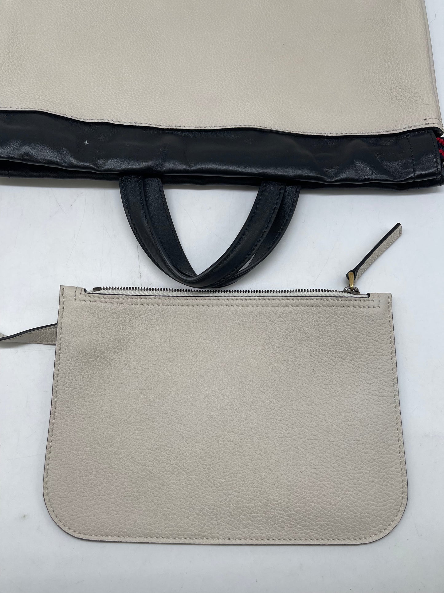 Backpack Luxury Designer By Gucci, Size: Medium