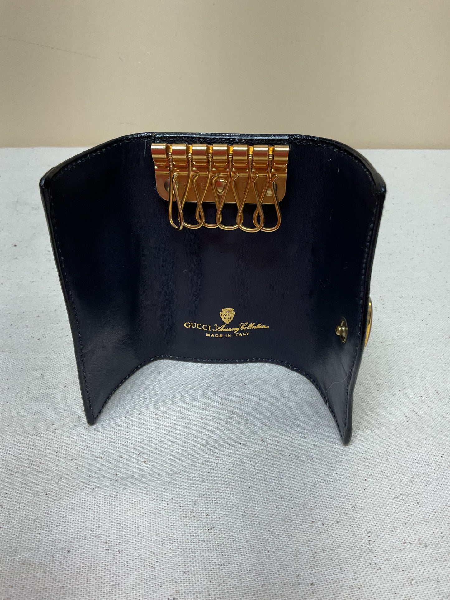 Accessory Luxury Designer Tag By Gucci In Black & Cream