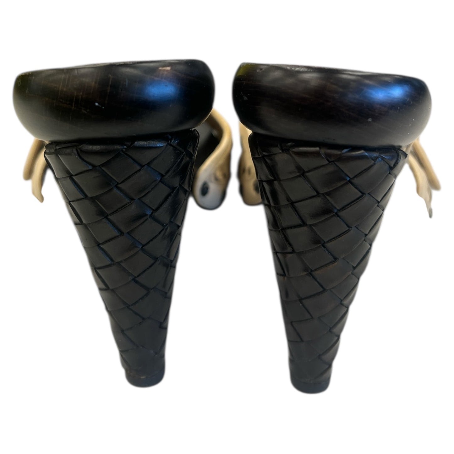 Sandals Luxury Designer By Bottega Veneta In Cream, Size:8