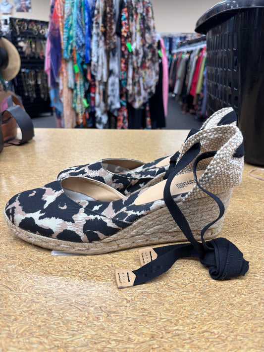 Shoes Designer By Diane Von Furstenberg In Animal Print, Size:10