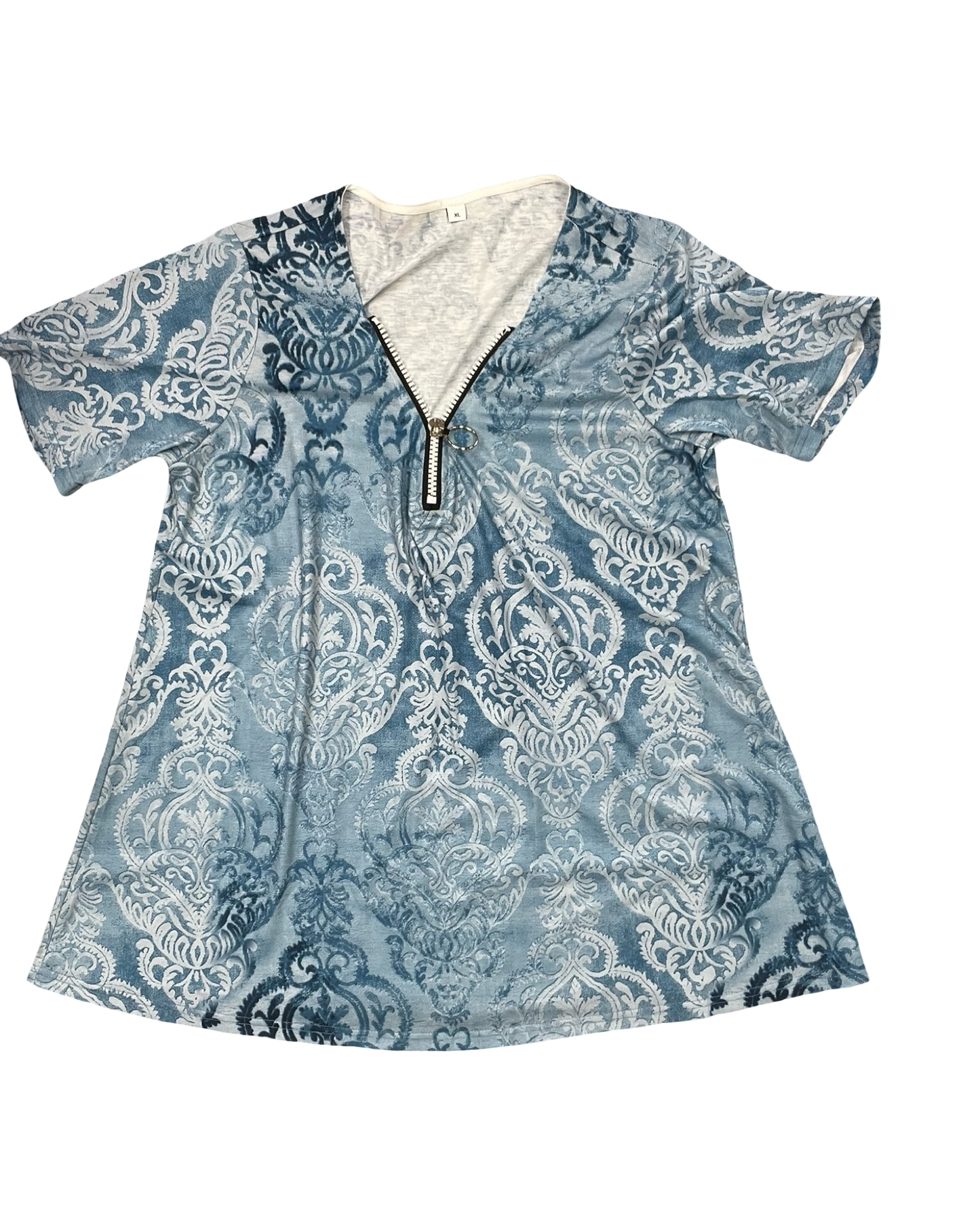 Top Ss By Clothes Mentor In Blue & White, Size:Xl