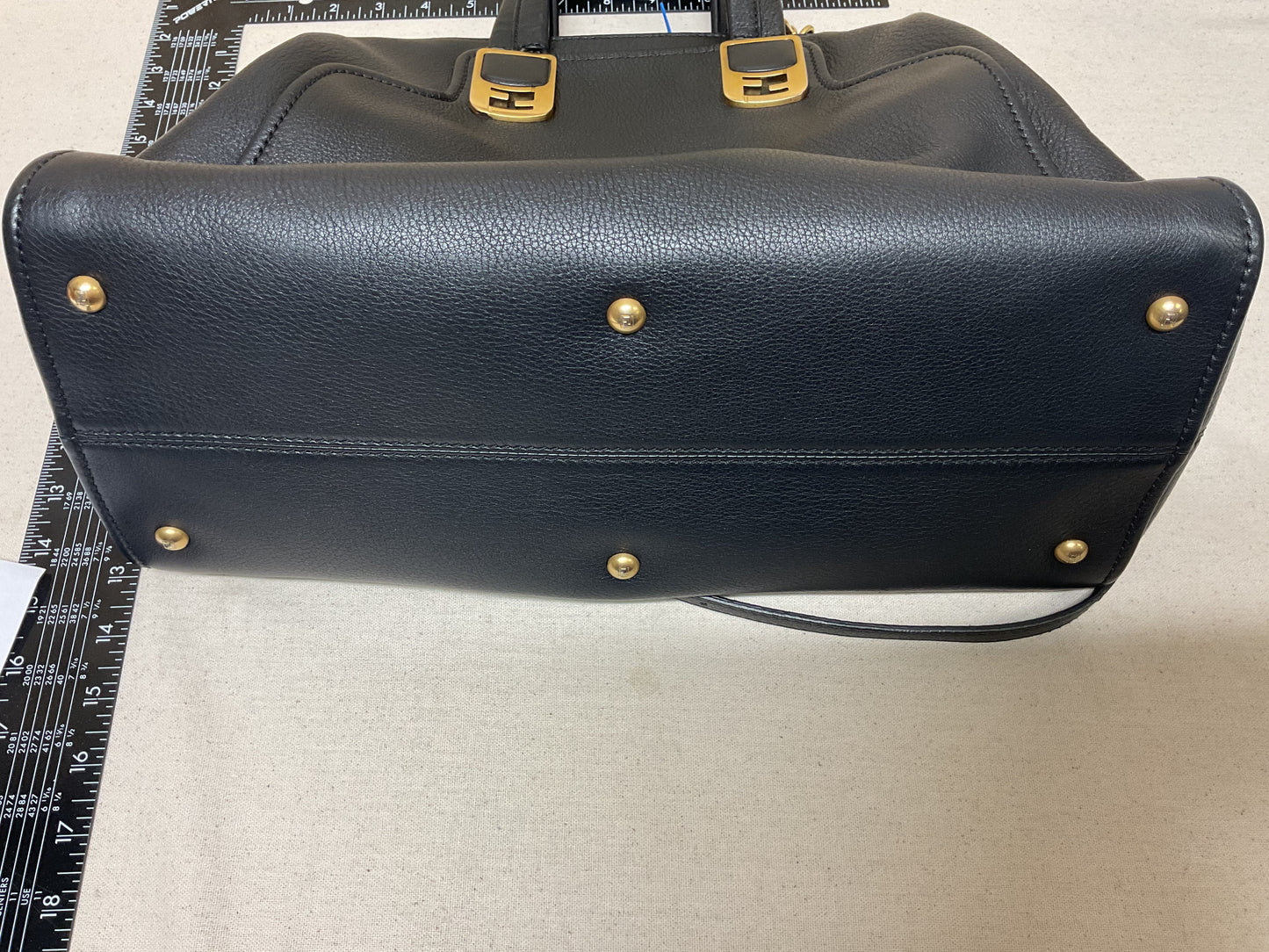 Handbag Luxury Designer By Fendi In Black, Size:Medium