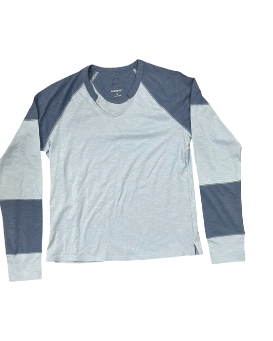 Tunic 3/4 Sleeve By Clothes Mentor In Blue, Size:S